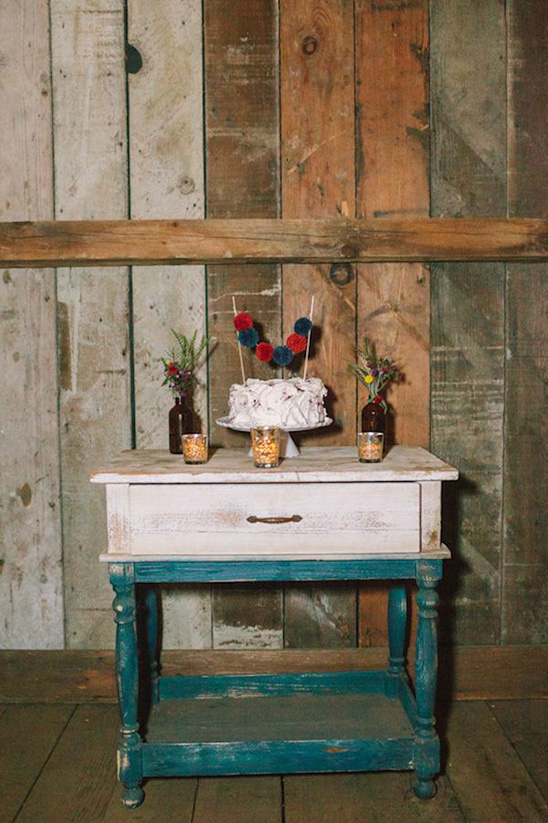 vintage cake table