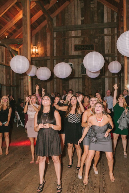 bold-and-bright-diy-wedding-in-the-woods