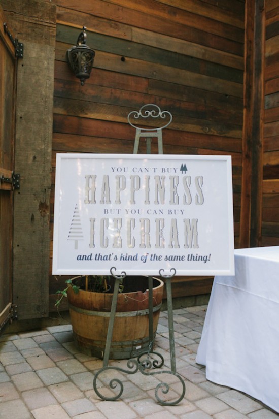 bold-and-bright-diy-wedding-in-the-woods