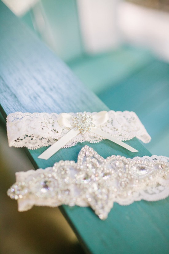 bold-and-bright-diy-wedding-in-the-woods