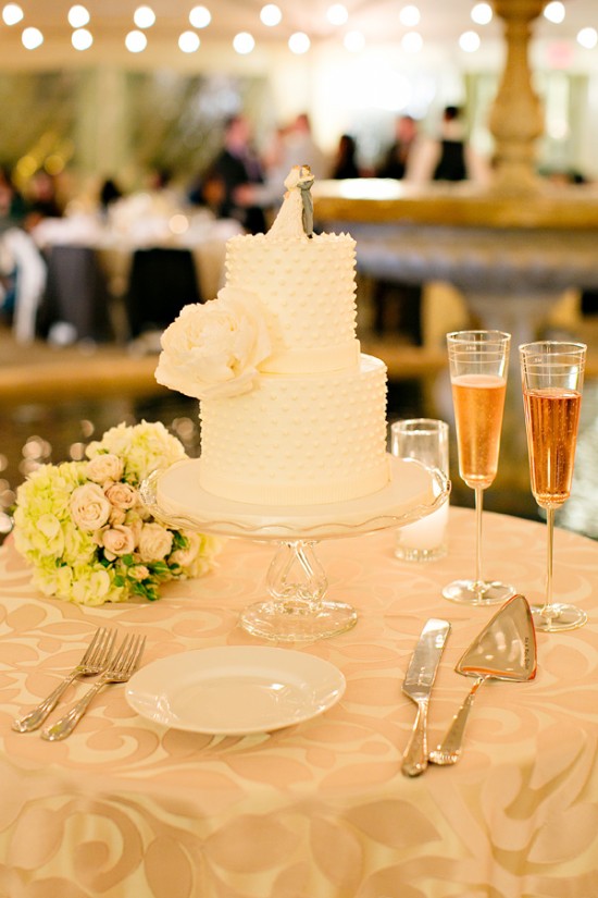 elegant-and-classic-pink-wedding-in