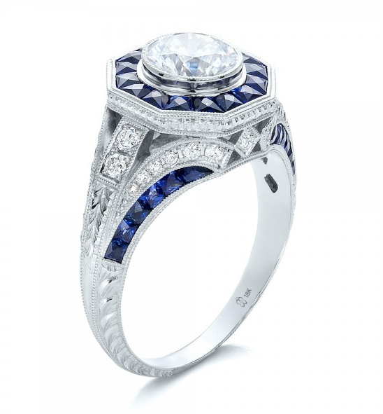 Elegant art deco ring with diamond and sapphire accents