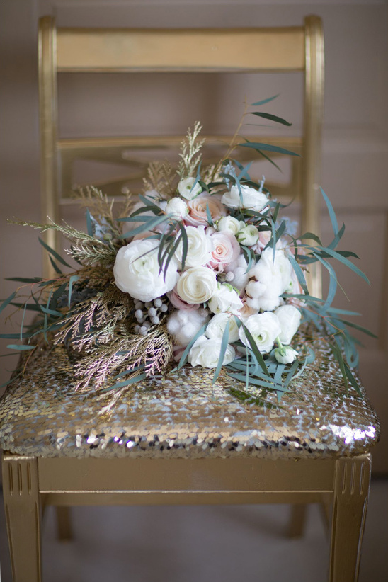 winter white wedding bouquet