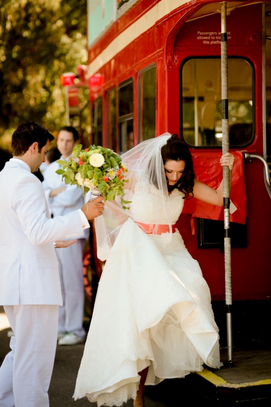 go-craft-crazy-with-this-diy-wedding