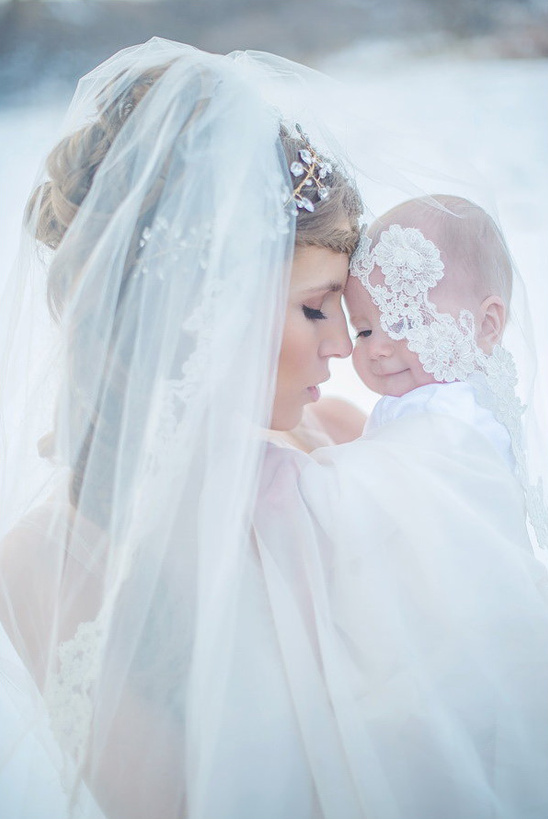 baby and mommy bridal shoot
