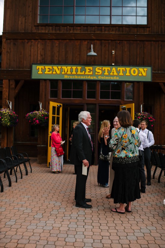 rain-and-shine-rustic-colorado-wedding