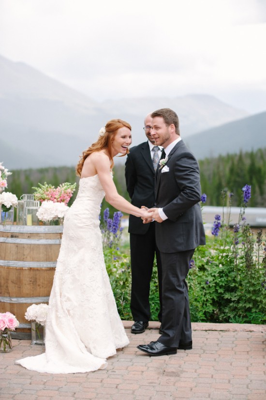rain-and-shine-rustic-colorado-wedding