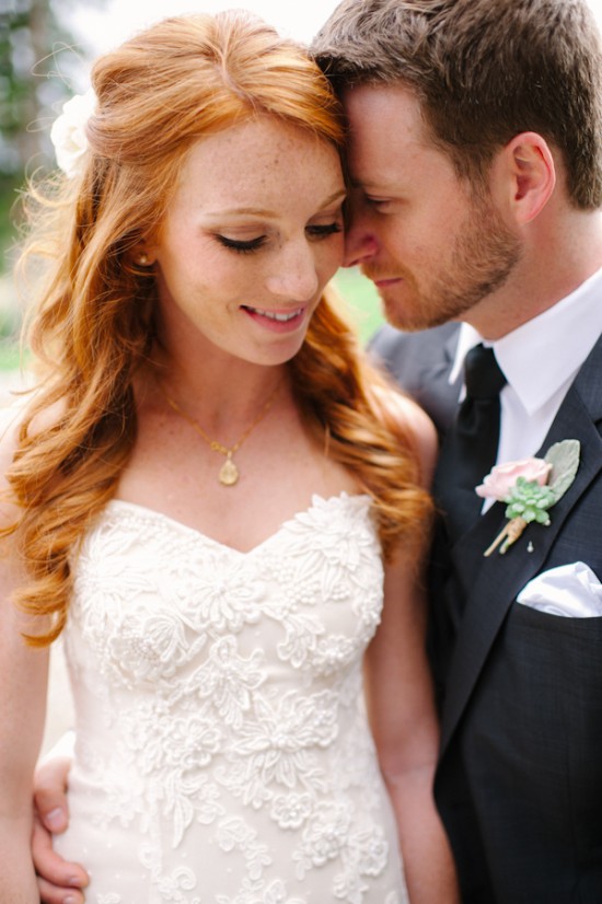 rain-and-shine-rustic-colorado-wedding