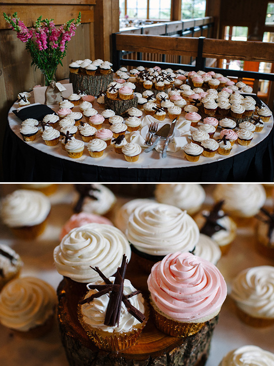 wedding cupcakes in lieu of cake