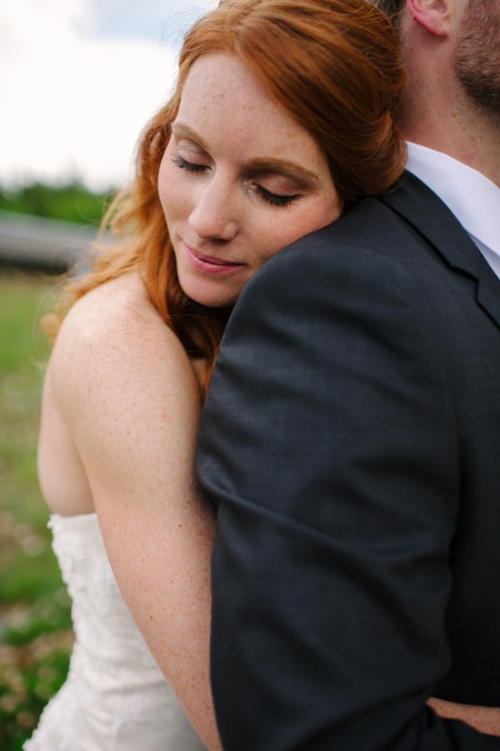 rain-and-shine-rustic-colorado-wedding