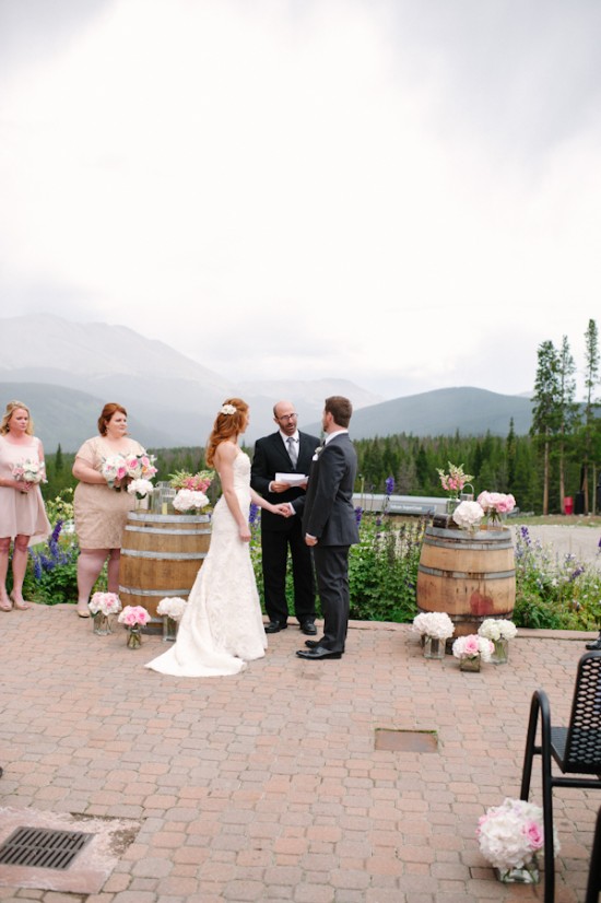 rain-and-shine-rustic-colorado-wedding