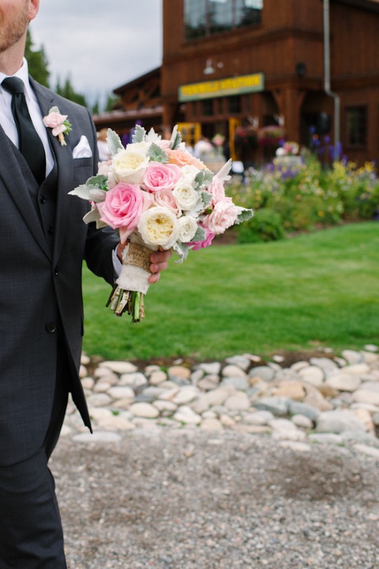 rain-and-shine-rustic-colorado-wedding