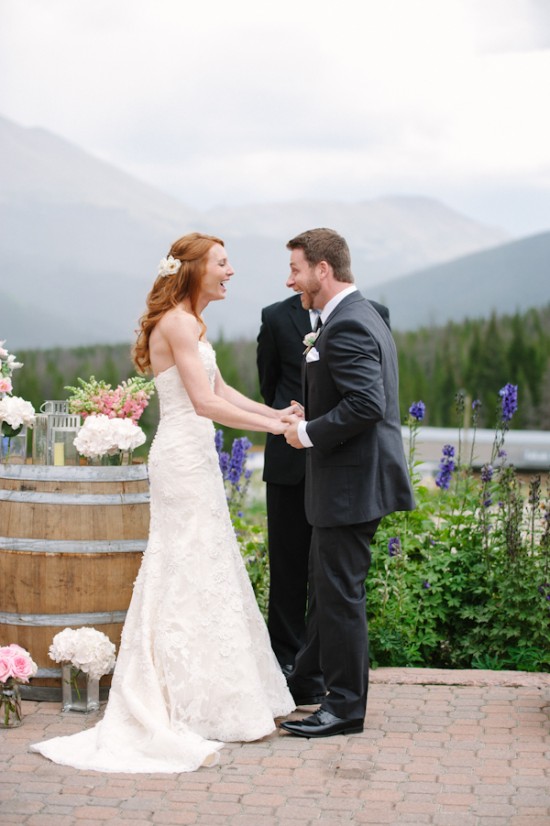 rain-and-shine-rustic-colorado-wedding