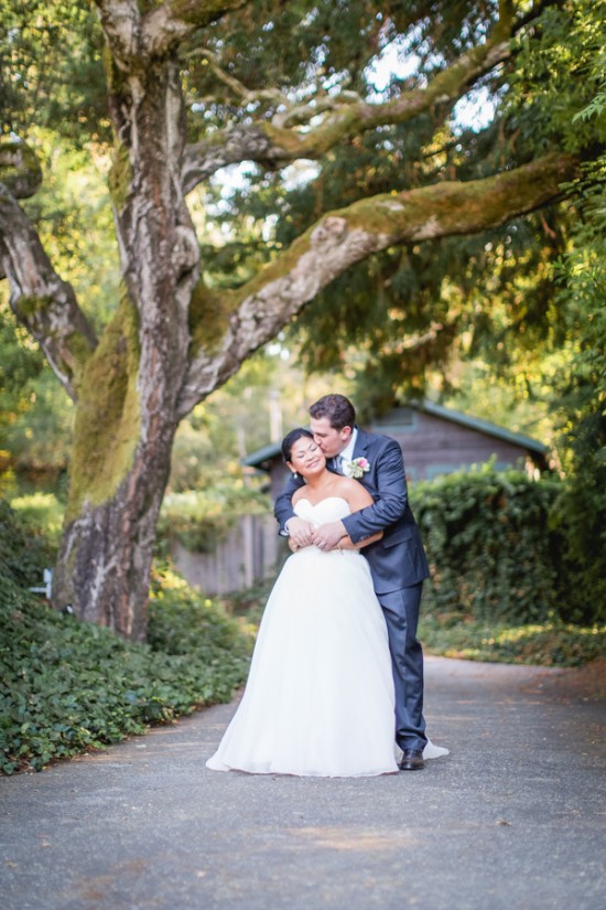 romantic-wedding-under-the-trees