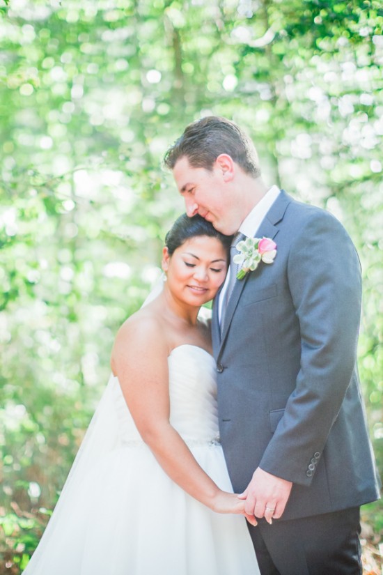 romantic-wedding-under-the-trees
