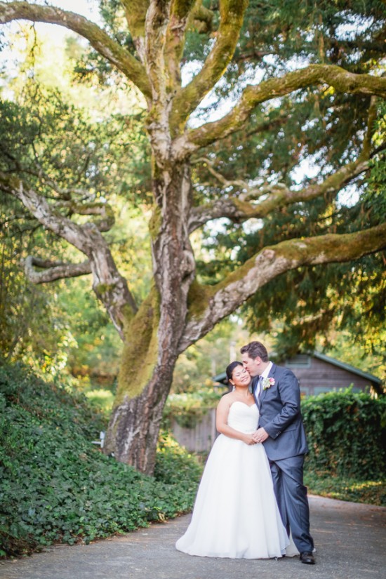 romantic-wedding-under-the-trees
