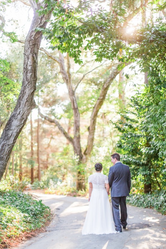 romantic-wedding-under-the-trees