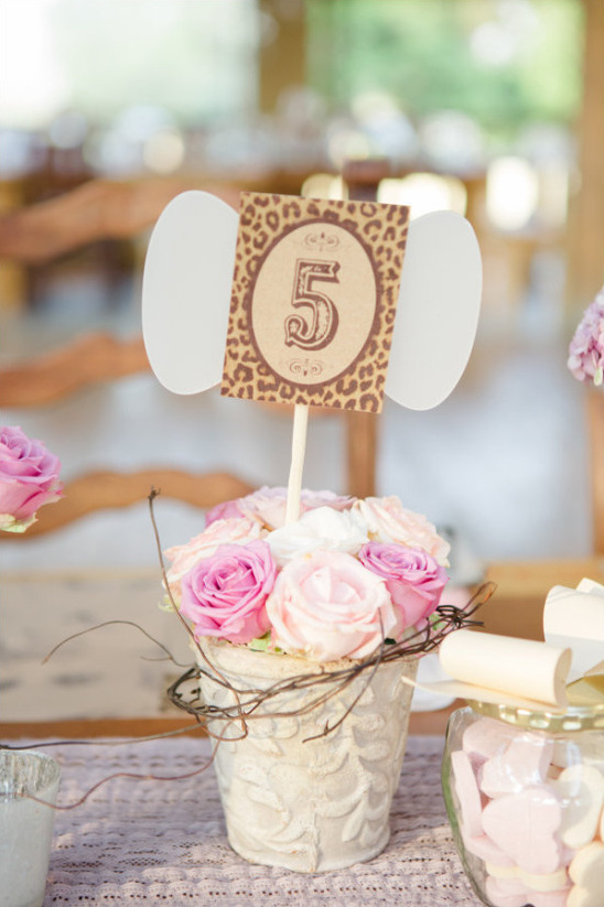 potted flower table number ideas
