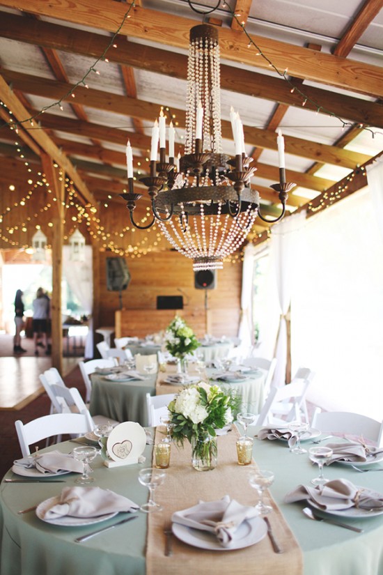 soft-southern-vintage-wedding
