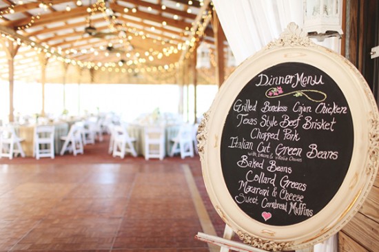 soft-southern-vintage-wedding