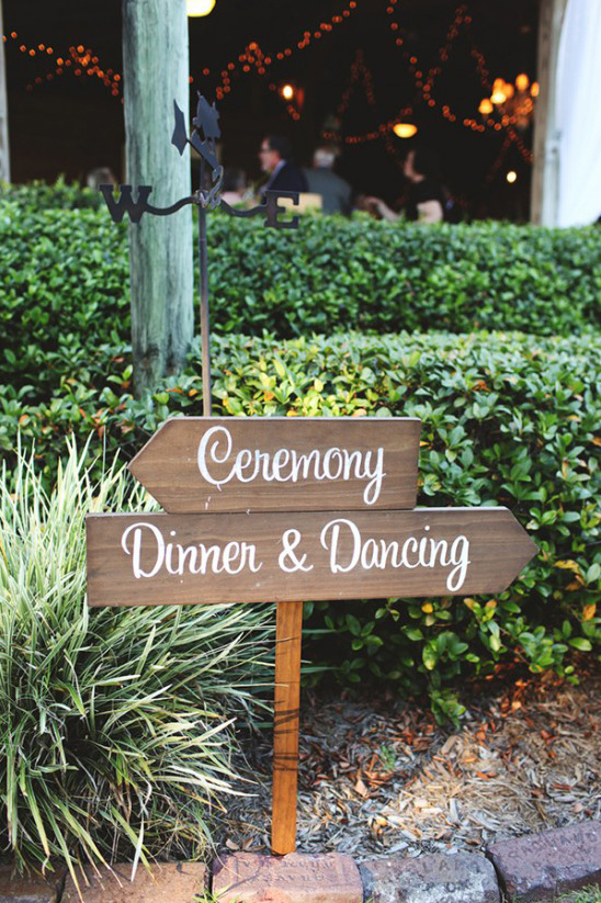 dinner and dancing sign post