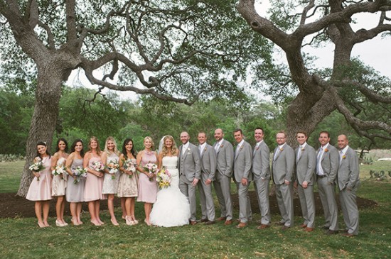 vintage-reception-with-steal-worthy