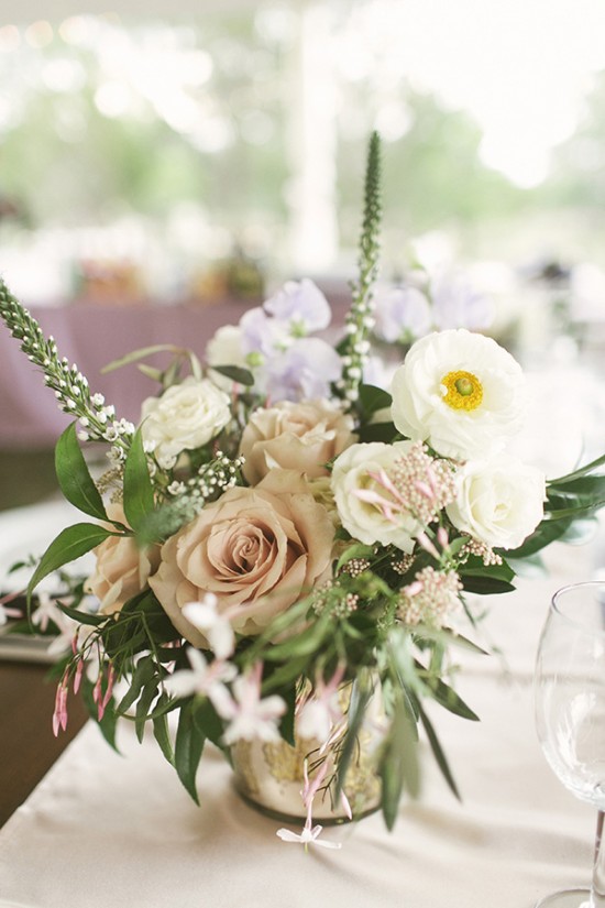 vintage-reception-with-steal-worthy