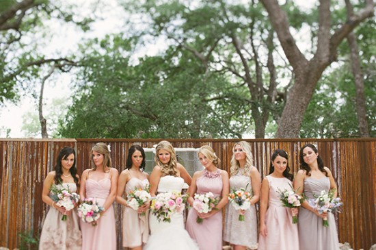vintage-reception-with-steal-worthy