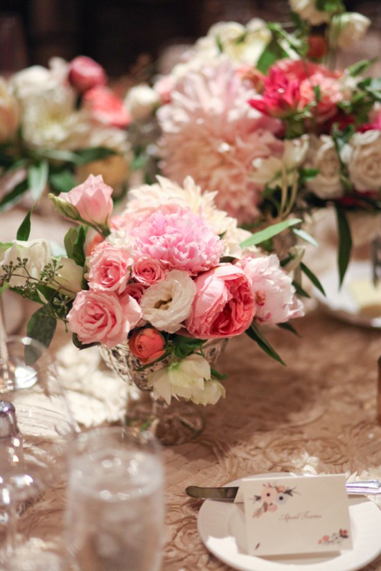 300-plus-wedding-made-intimately-cozy