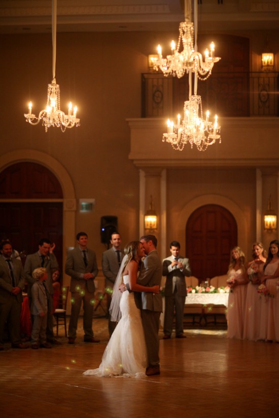 300-plus-wedding-made-intimately-cozy
