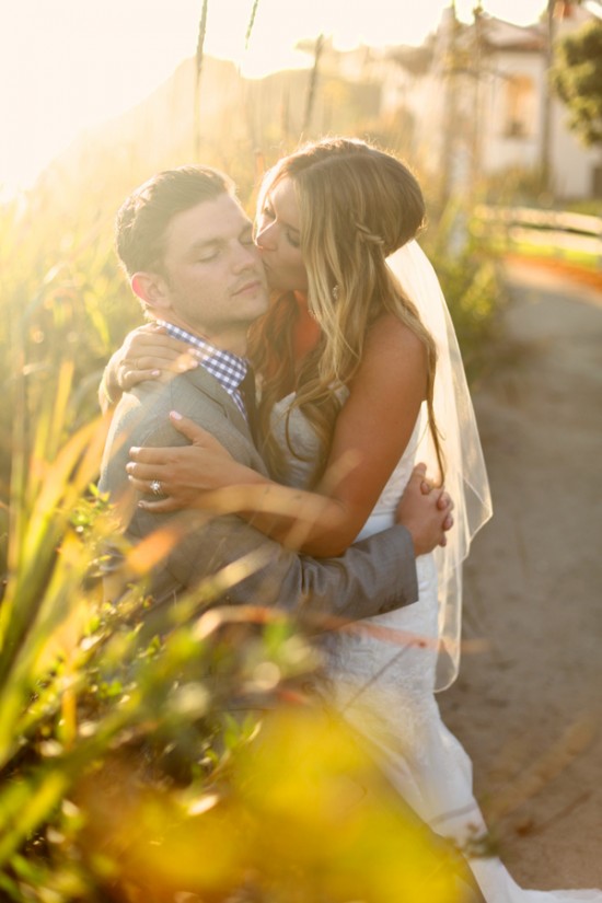 300-plus-wedding-made-intimately-cozy