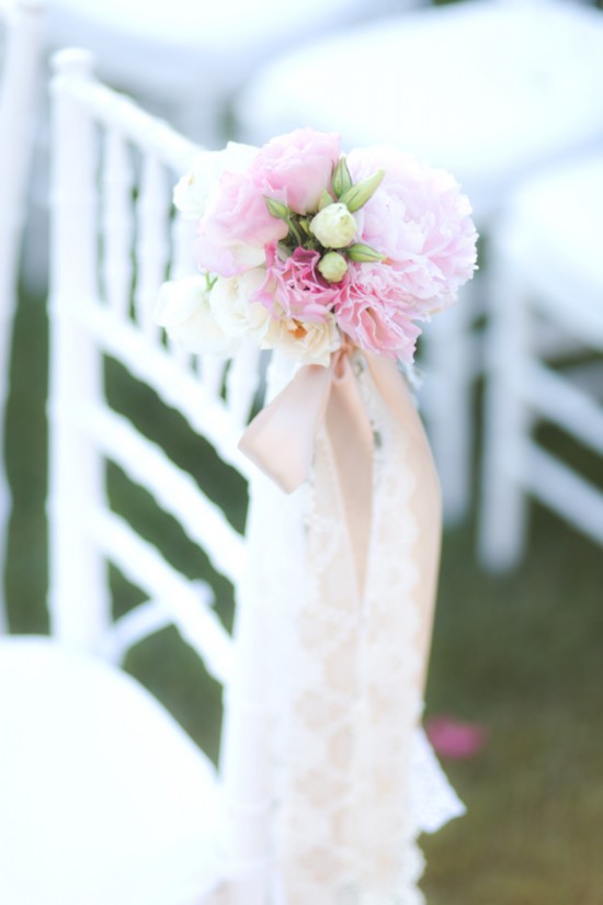 300-plus-wedding-made-intimately-cozy