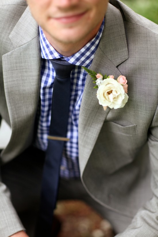 300-plus-wedding-made-intimately-cozy