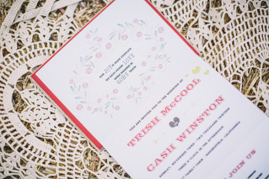country-burlap-and-lace-wedding
