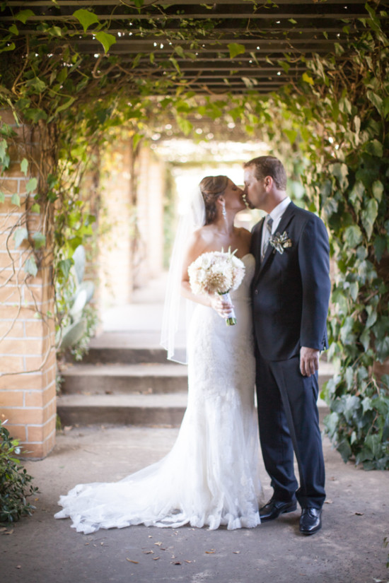 elegant-wedding-with-a-little-bit-of