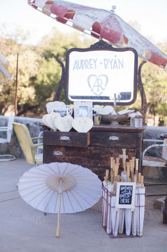 elegant-wedding-with-a-little-bit-of