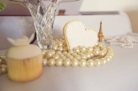 how-to-audrey-up-your-wedding-look