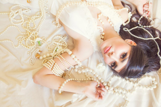 how-to-audrey-up-your-wedding-look