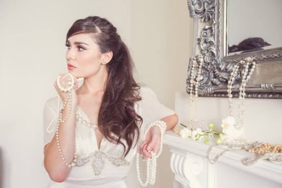 how-to-audrey-up-your-wedding-look