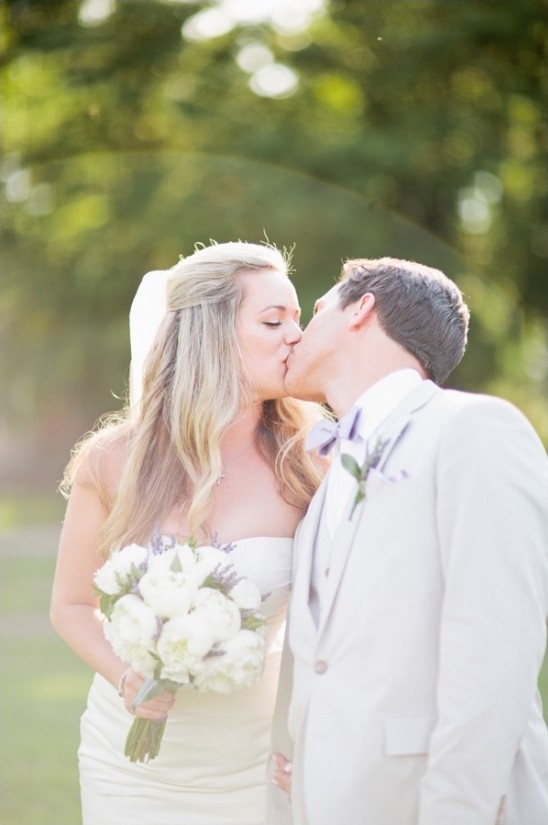 wedding kiss