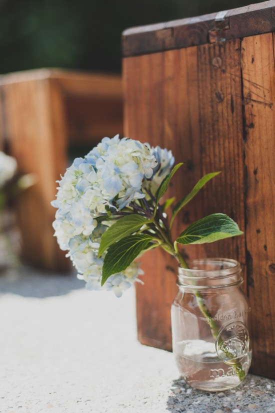 rainbow-wedding-with-a-super-cute