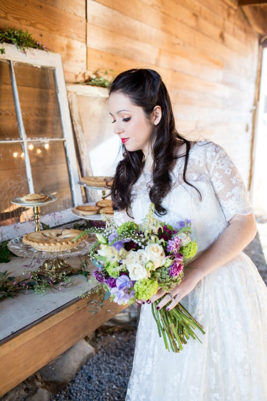 romantic-wedding-ideas-in-deep-jewel