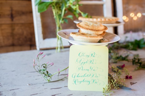 romantic-wedding-ideas-in-deep-jewel