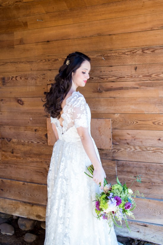 romantic-wedding-ideas-in-deep-jewel