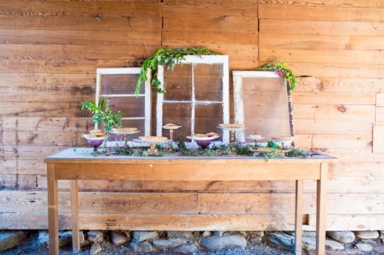 romantic-wedding-ideas-in-deep-jewel