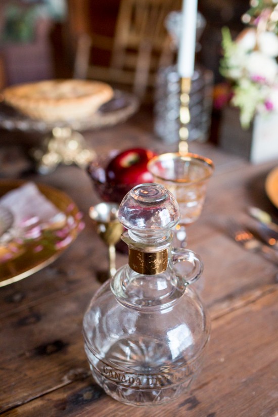 romantic-wedding-ideas-in-deep-jewel