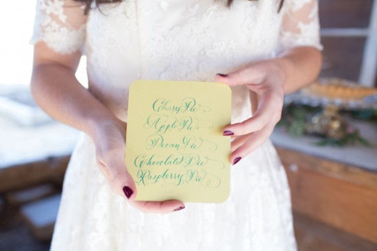 romantic-wedding-ideas-in-deep-jewel