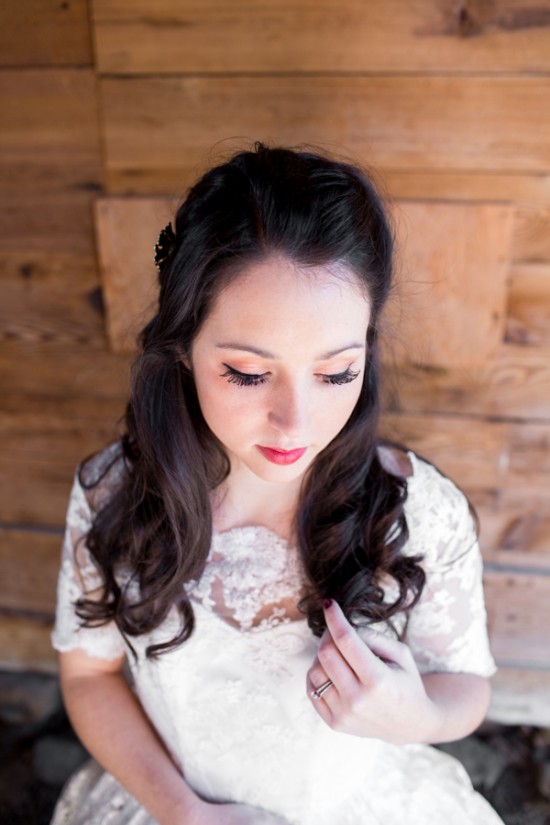 romantic-wedding-ideas-in-deep-jewel