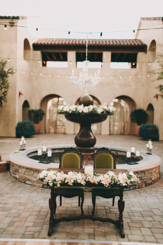 shabby-chic-plaza-wedding