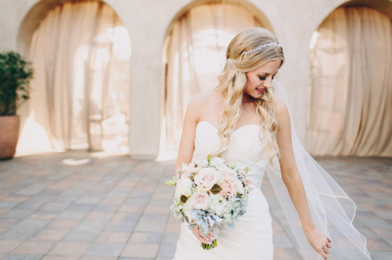 shabby-chic-plaza-wedding